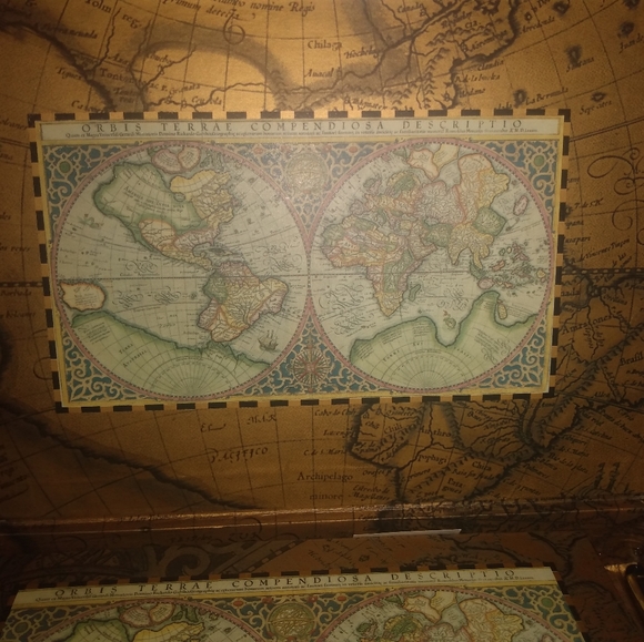 N.A.C. Bathe Card & Dice Games Gift Set - Picture 3 of 8